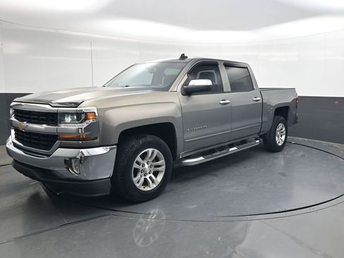 Used 2017 Chevrolet Silverado 1500 LT w/ All Star Edition image 8