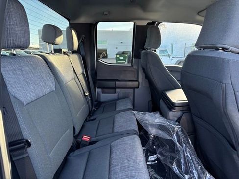 New 2026 Ford F250 XLT w/ FX4 Off-Road Package image 21