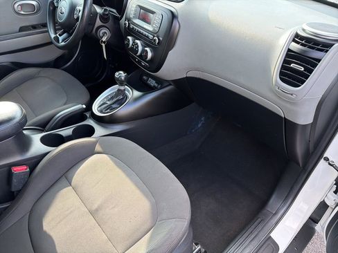 Used 2016 Kia Soul image 22