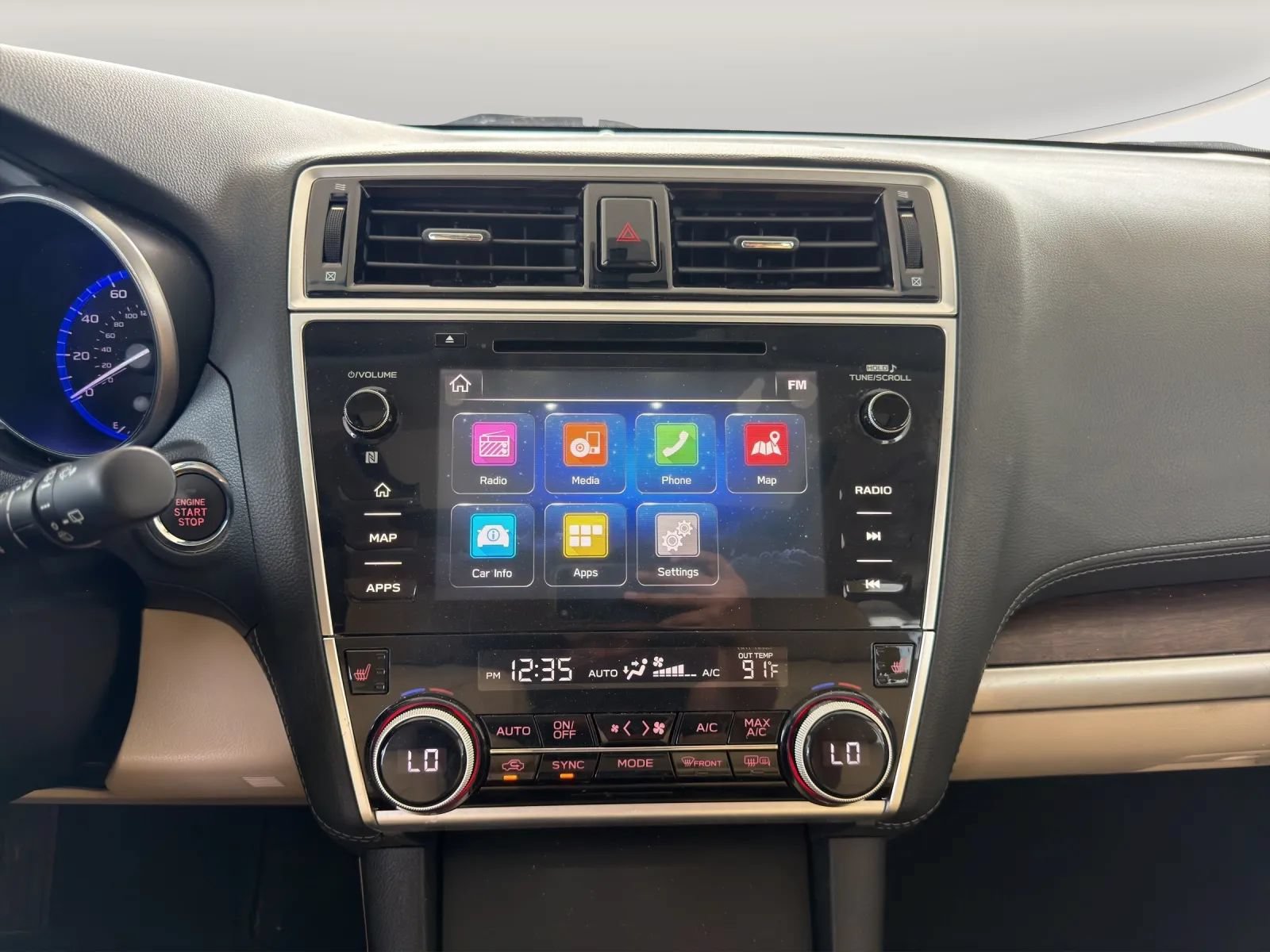 Used 2018 Subaru Outback 2.5i Limited AWD/4WD image 15