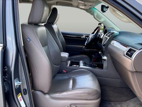 Used 2010 Lexus GX 460 AWD/4WD image 8