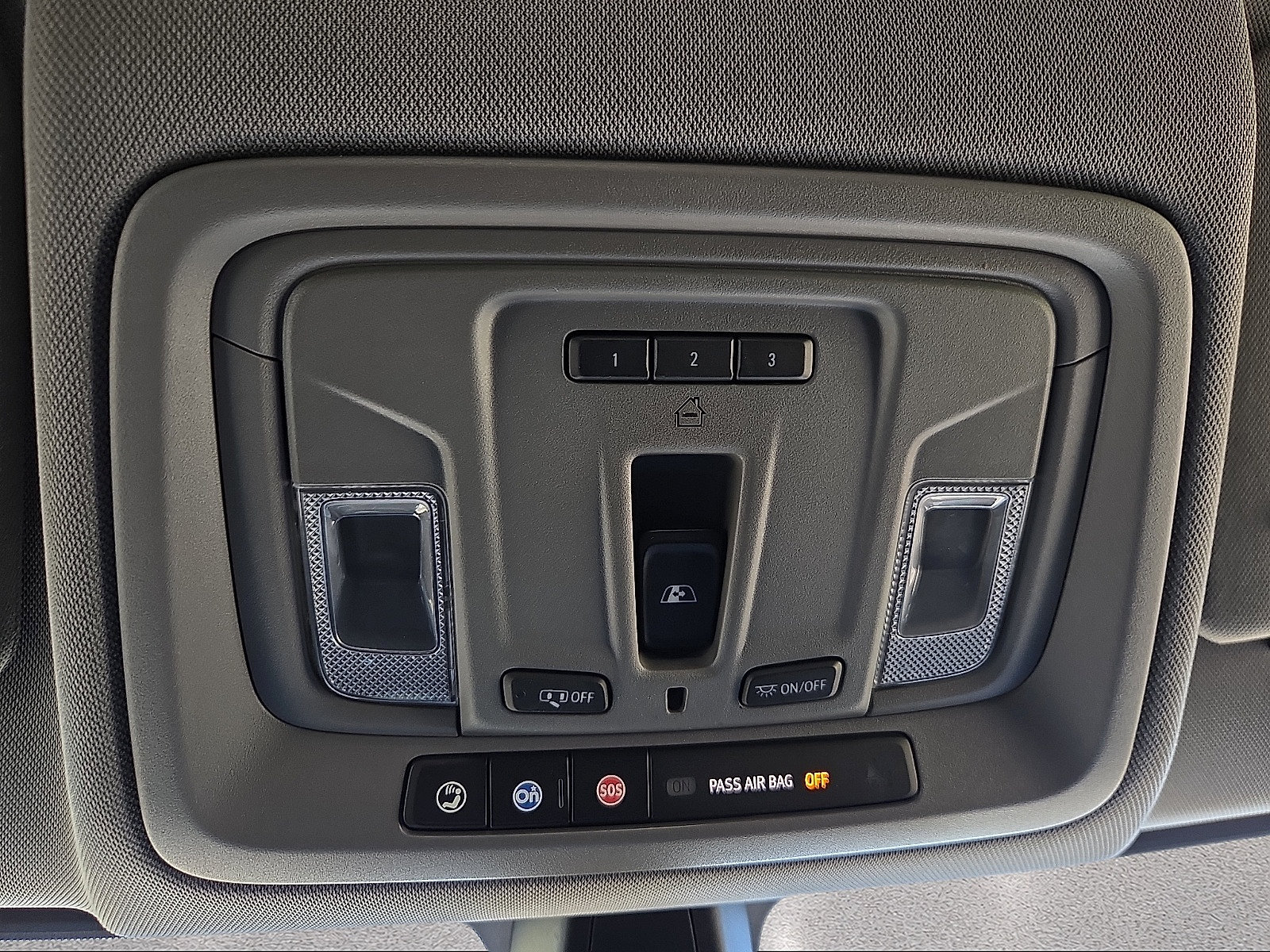 Used 2019 Chevrolet Silverado 1500 LT w/ All-Star Edition AWD/4WD image 18