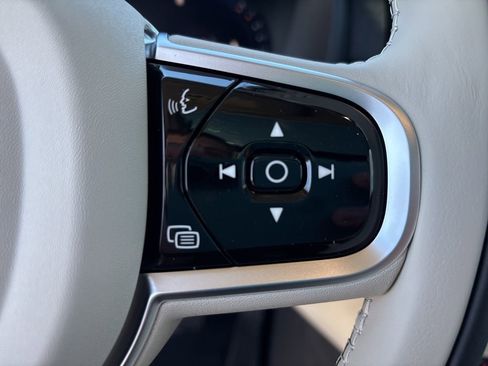 New 2026 Volvo XC90 B6 Ultra w/ Protection Package Premier AWD/4WD image 26