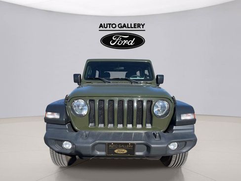 Used 2020 Jeep Wrangler Unlimited Sport AWD/4WD image 2