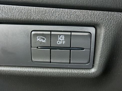 Used 2023 MAZDA CX-5 Carbon Edition image 17