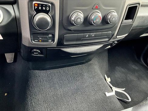 Used 2016 RAM 1500 Express image 30