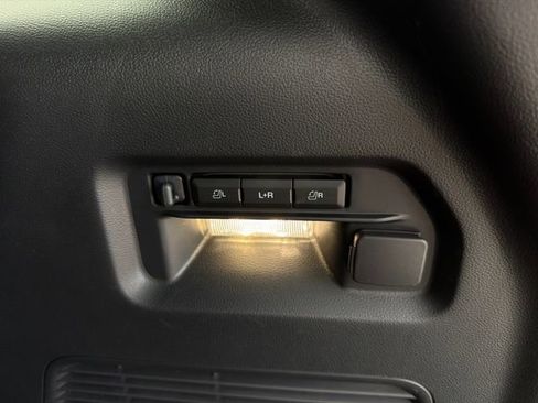 Used 2025 Ford Explorer ST AWD/4WD image 50