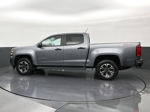 Used 2022 Chevrolet Colorado Z71 RWD image 2