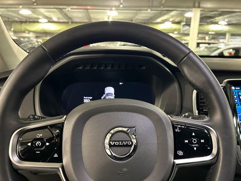 Used 2023 Volvo XC90 B5 Plus w/ Protection Package Premier AWD/4WD image 12