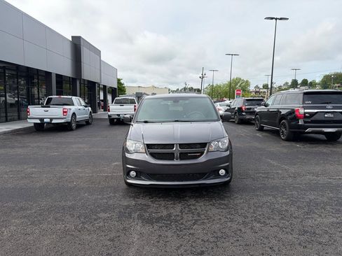 Used 2018 Dodge Grand Caravan GT FWD image 8