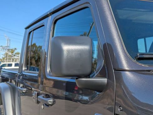 New 2026 Jeep Gladiator Mojave w/ Technology Group AWD/4WD image 13