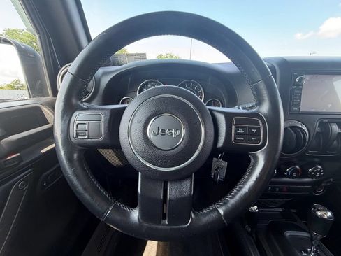 Used 2013 Jeep Wrangler Sport AWD/4WD image 8