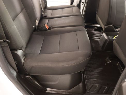 Used 2023 Chevrolet Colorado W/T image 13