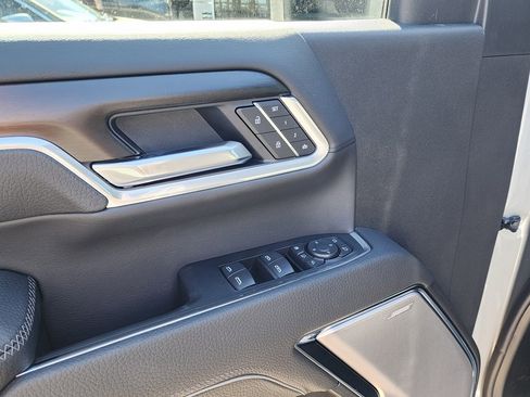 New 2026 GMC Sierra 2500 Denali w/ Denali Reserve Package image 16