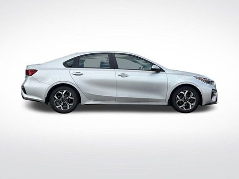 Used 2019 Kia Forte LXS image 5