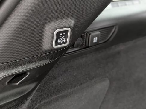 Used 2022 Jeep Grand Cherokee Summit AWD/4WD image 25