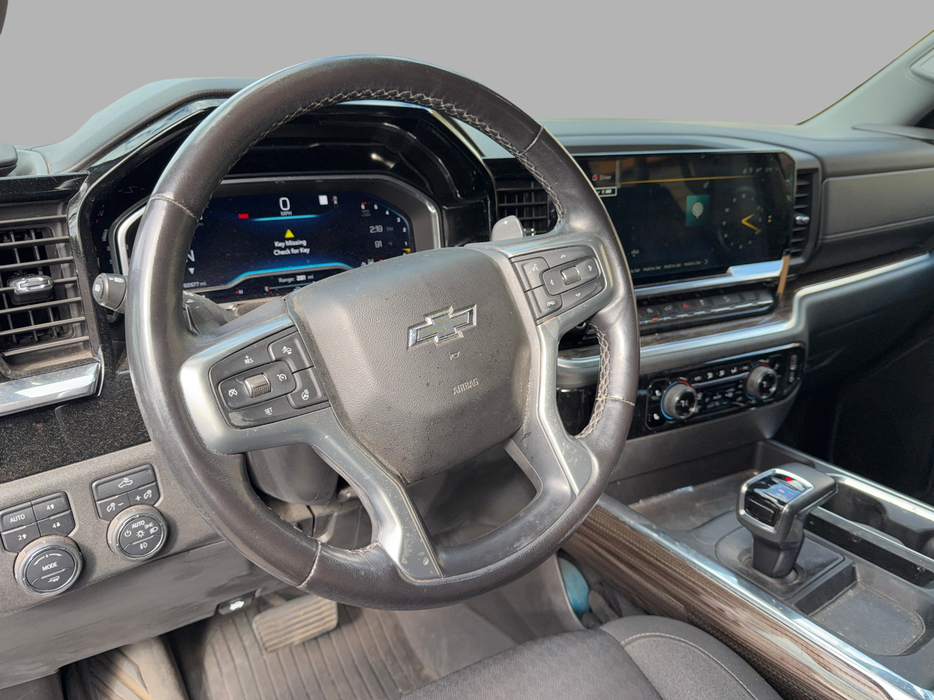 Used 2023 Chevrolet Silverado 1500 RST w/ Z71 Off-Road Package AWD/4WD image 10