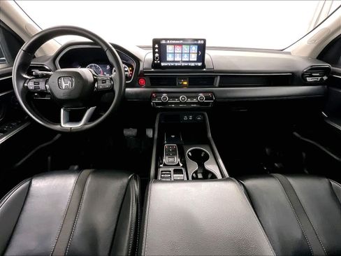 Used 2023 Honda Pilot Touring image 22