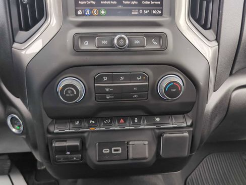 Used 2025 Chevrolet Silverado 2500 Custom w/ Custom Value Package image 17