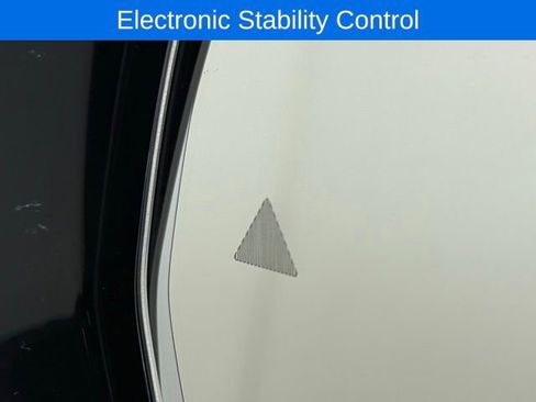 Used 2024 Jeep Grand Cherokee L Limited w/ Luxury Tech Group II image 31