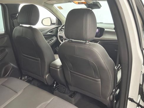 Used 2024 Buick Encore GX Preferred w/ Advanced Technology Package FWD image 28