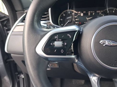 Used 2023 Jaguar F-PACE S AWD/4WD image 20