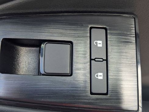 New 2026 Nissan Rogue SV image 33