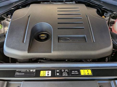 New 2026 Land Rover Range Rover Sport Dynamic SE image 16