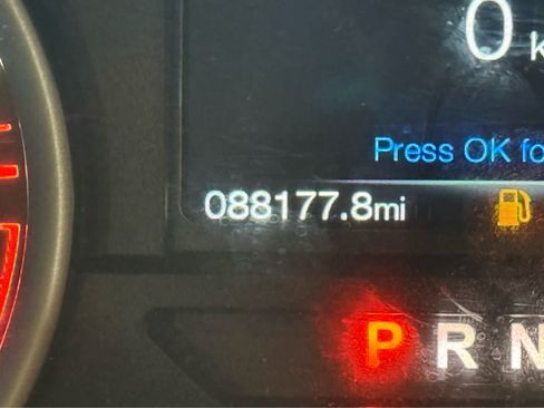 Used 2018 Ford F150 XLT w/ Equipment Group 302A Luxury AWD/4WD image 26