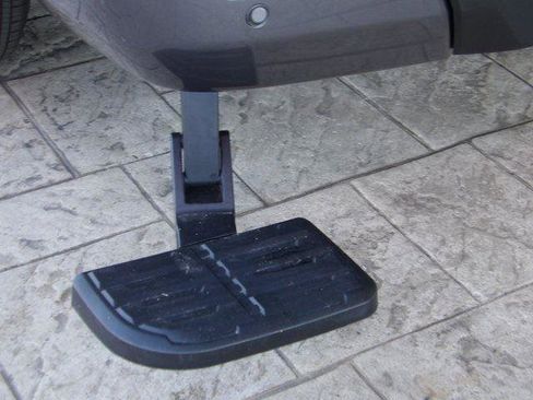 New 2026 Nissan Frontier SV w/ Tow Package AWD/4WD image 10