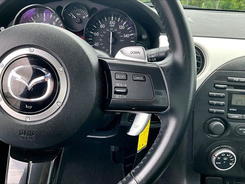 Used 2014 MAZDA MX-5 Miata Club RWD image 11