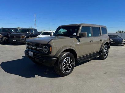 Certified 2025 Ford Bronco Outer Banks