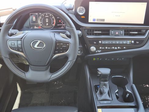 Used 2024 Lexus ES 350 w/ Technology Package FWD image 24
