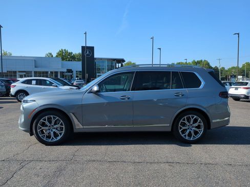 Used 2025 BMW X7 xDrive40i w/ Executive Package AWD/4WD image 6