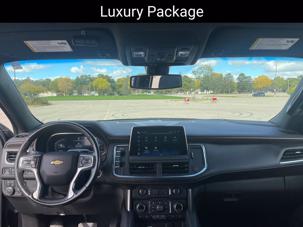 Used 2022 Chevrolet Tahoe LT w/ Luxury Package AWD/4WD image 13
