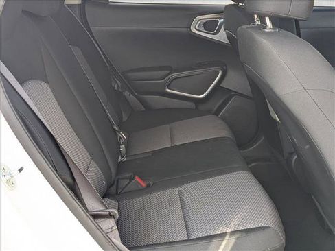 Used 2024 Kia Soul FWD image 19