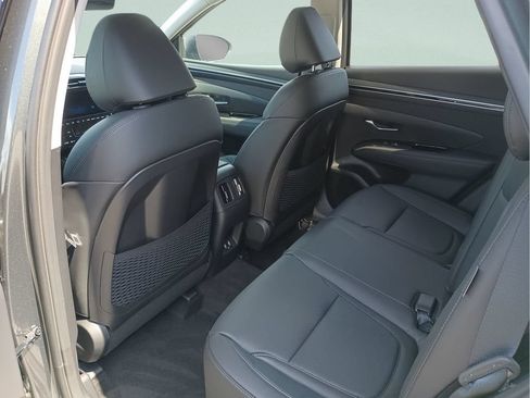 Certified 2024 Hyundai Tucson Limited AWD/4WD image 20