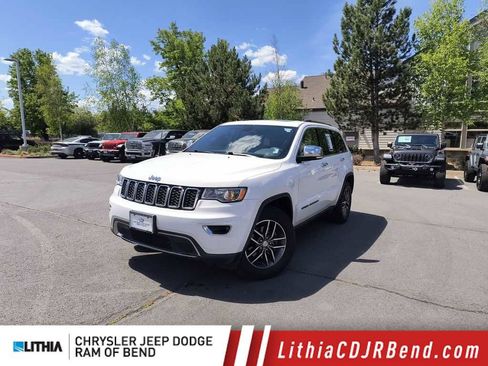 Used 2017 Jeep Grand Cherokee Limited w/ Trailer Tow Group IV AWD/4WD image 1