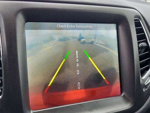 Used 2018 Jeep Compass Trailhawk w/ Navigation Group image 28