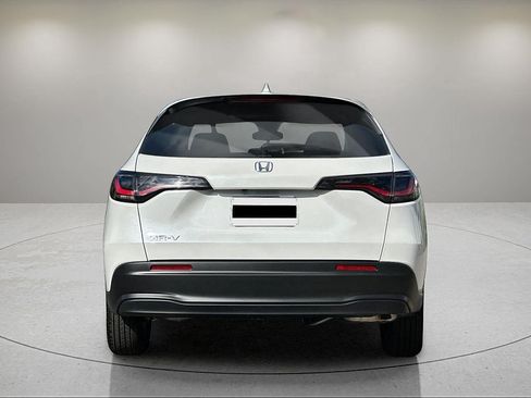 New 2027 Honda HR-V LX image 4
