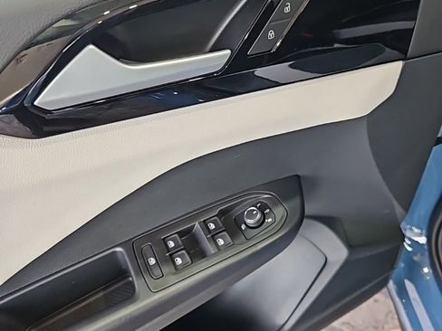 New 2026 Volkswagen Taos S image 26