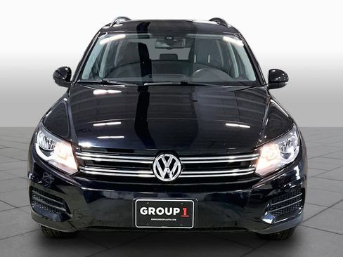 Used 2017 Volkswagen Tiguan S AWD/4WD image 4