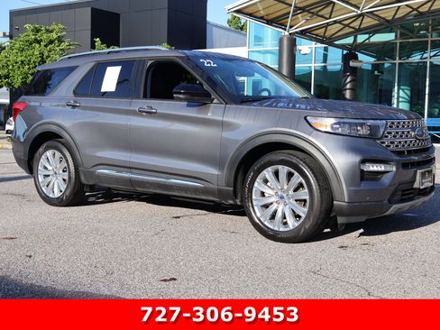 Used 2022 Ford Explorer Limited w/ Equipment Group 301A RWD image 11