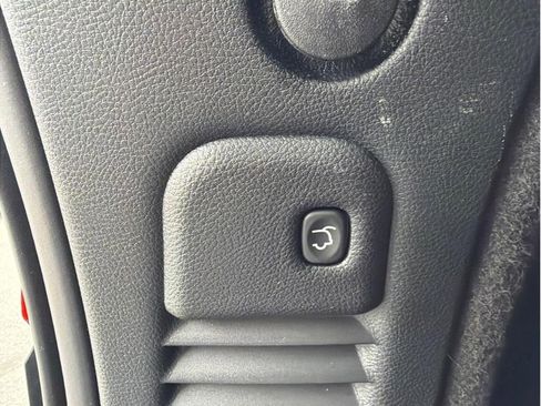 Used 2017 Dodge Durango GT w/ Premium Group image 8