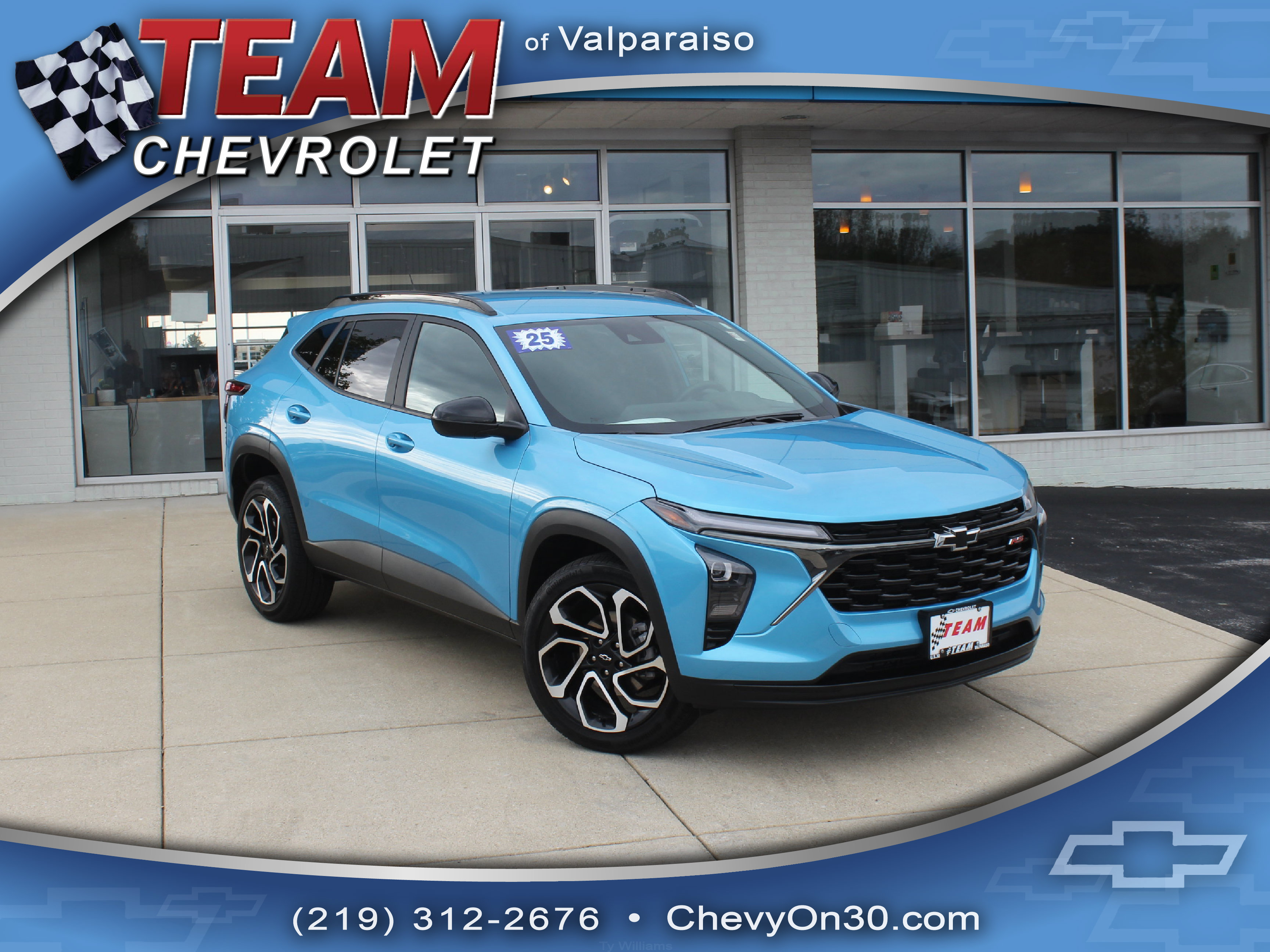 Used 2025 Chevrolet Trax RS w/ Driver Confidence Package FWD image 1