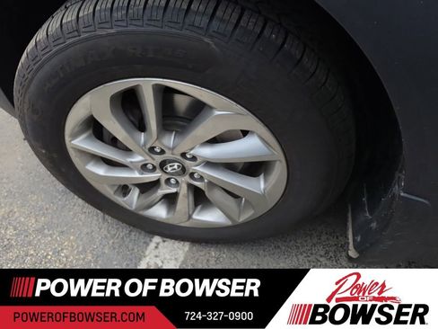 Used 2017 Hyundai Tucson SE Plus AWD/4WD image 9