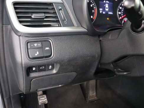 Used 2019 Kia Optima LX w/ LX 17" Wheel Package image 9