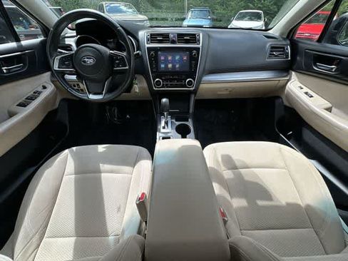 Used 2018 Subaru Outback 2.5i Premium AWD/4WD image 18
