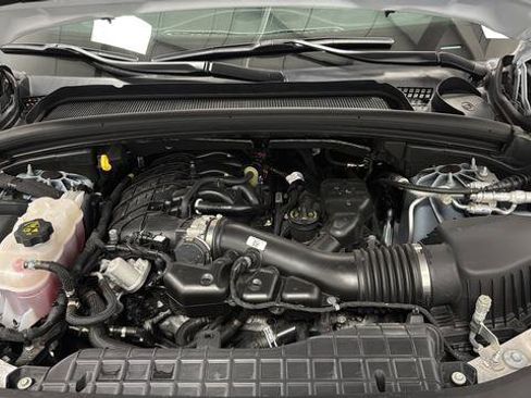 Used 2024 Jeep Grand Cherokee L Limited w/ Luxury Tech Group II AWD/4WD image 27