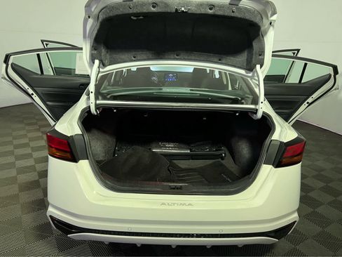 Certified 2025 Nissan Altima 2.5 SV image 24
